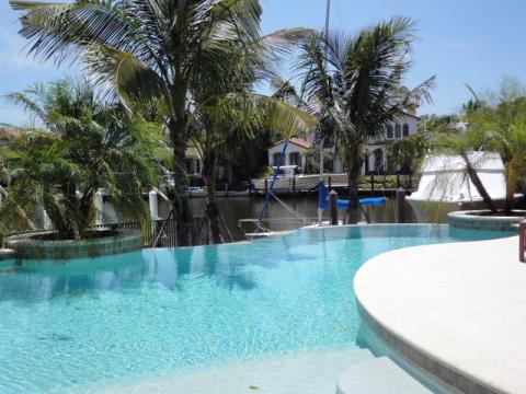 Custom gunite spa with hydrotherapy jets in Pelican Marsh, Naples FL